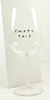 Weinglas mit Aufdruck 'Empty'